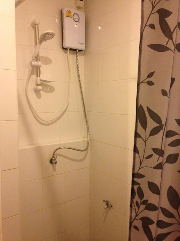 On Street Bed And Breakfast Ban Karon Екстер'єр фото