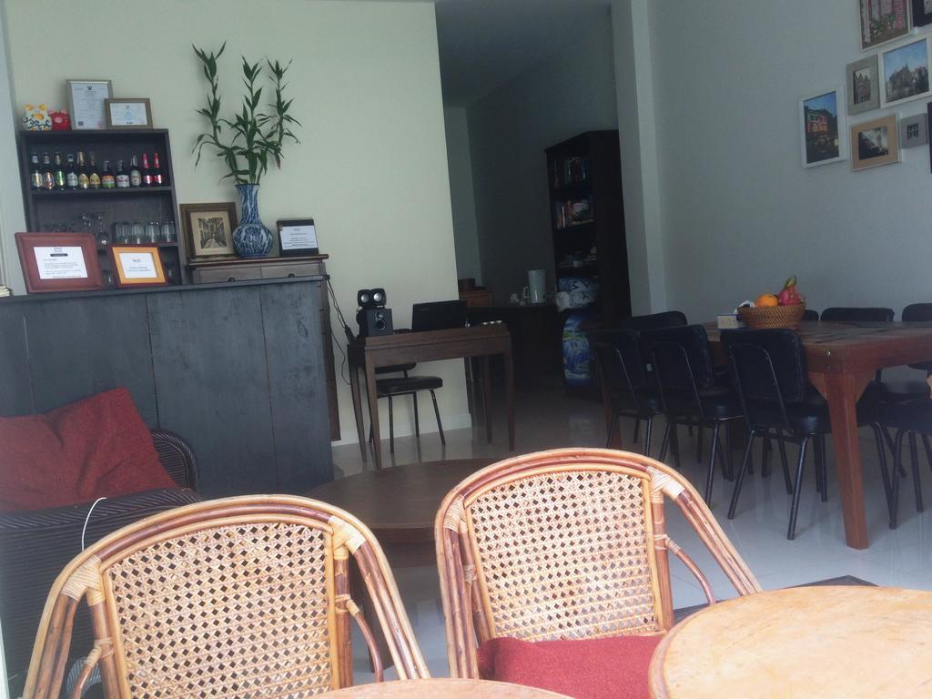 On Street Bed And Breakfast Ban Karon Екстер'єр фото