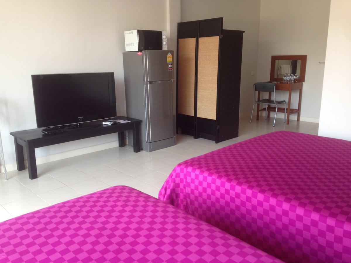 On Street Bed And Breakfast Ban Karon Екстер'єр фото